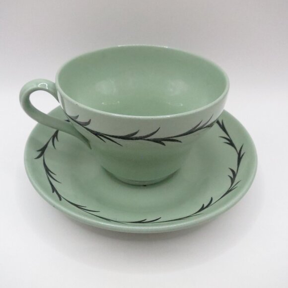 Wedgwood Aster Celadon Green Teacup Saucer Set of 2 England - Picture 4 of 10